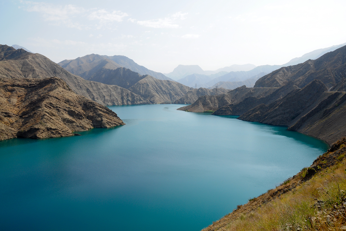 Три киргизии. Река Нарын в Киргизии. Нарынский каньон Киргизия. Киргизия горы Нарына. Озеро Нарын в Киргизии.