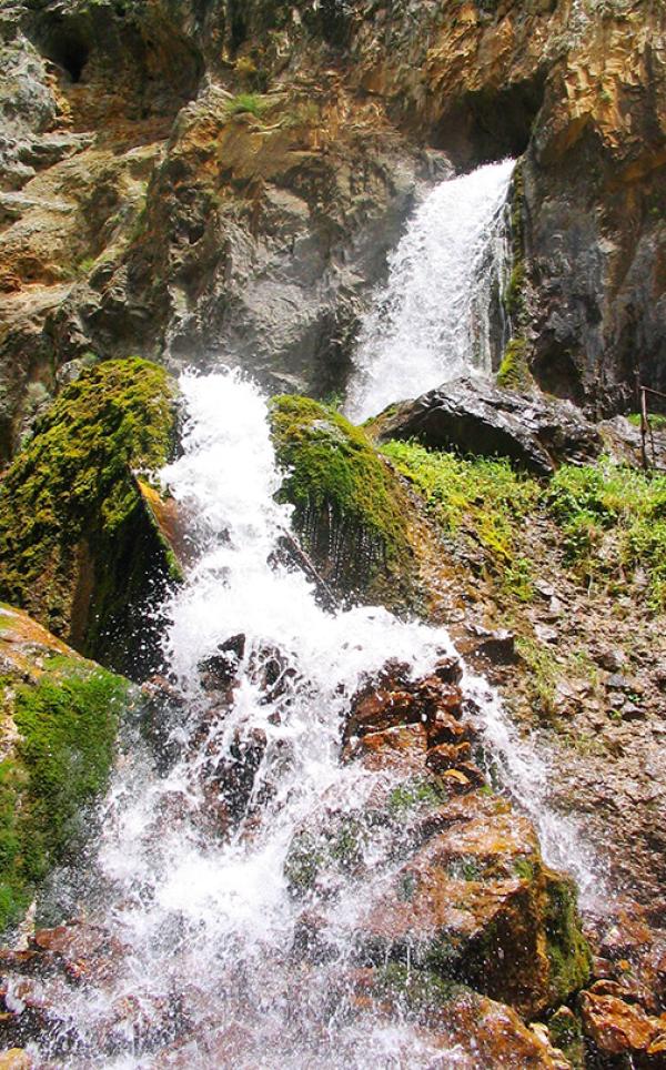 Abshir-Ata waterfall