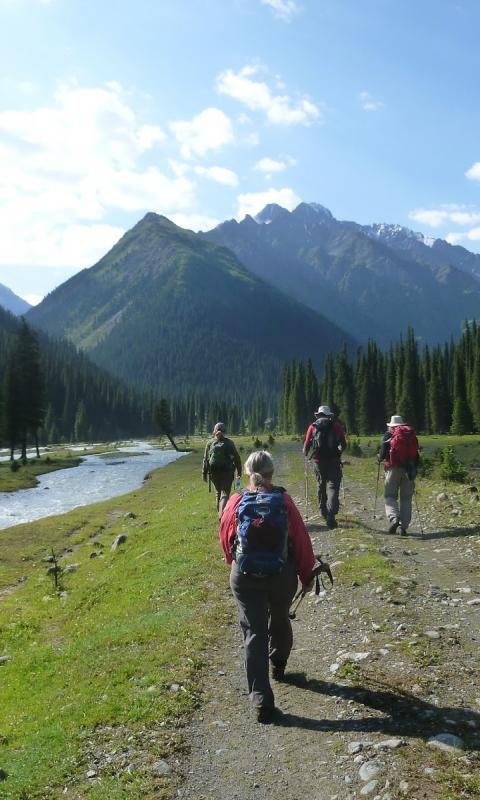 Trekking Kyrgyzstan